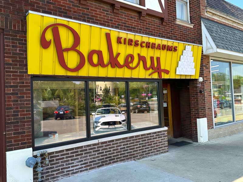 Western Springs Illinois Kirschbaums Bakery storefont